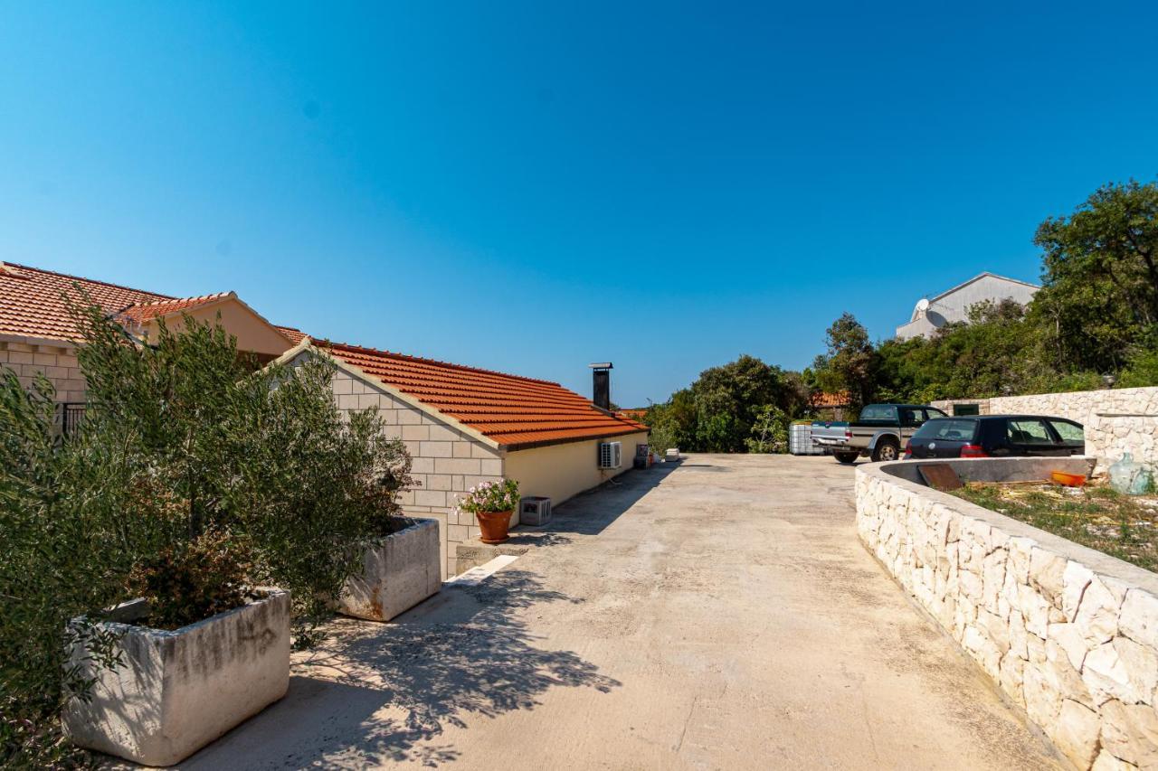 Villa Ana Zrnovo Esterno foto